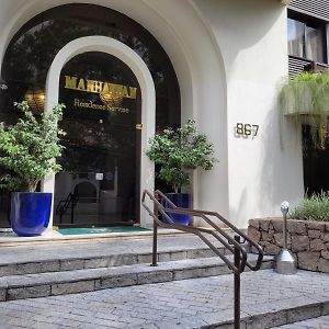 Flat Manhattan Residence Service